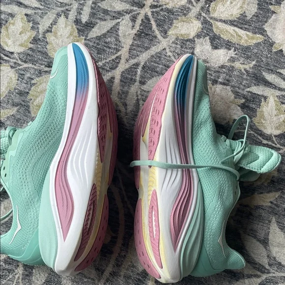 HOKA Women's Mint SkywardX Running Shoes 8.5 - Picture 10 of 13